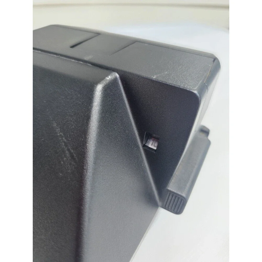 Vintage Polaroid Sun 640 Special Edit. Autofocus Instant Land Camera 640 Series